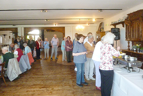 Spargelessen und Otter-Zentrum in Hankelsbüttel