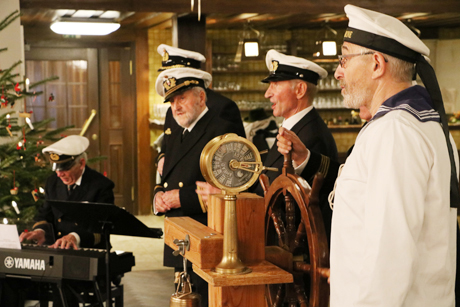 Festliches Weihnachtsessen