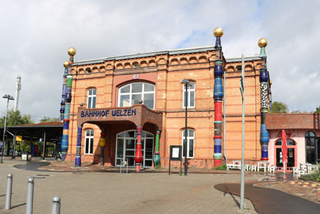 Vision&auml;r, k&uuml;nstlerisches Genie und Symbolfigur