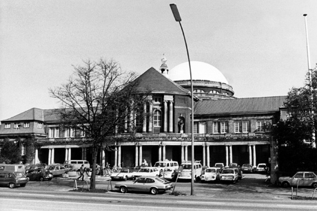100 Jahre Bildung im Herzen der Stadt