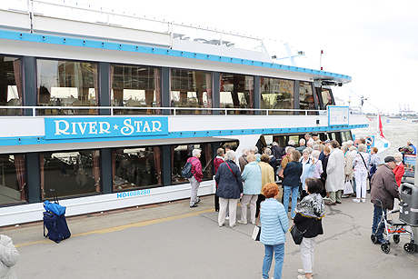 Große VHSt-Jubiläums-Elbkreuzfahrt
