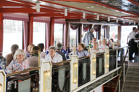 Große VHSt-Jubiläums-Elbkreuzfahrt