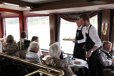 Große VHSt-Jubiläums-Elbkreuzfahrt