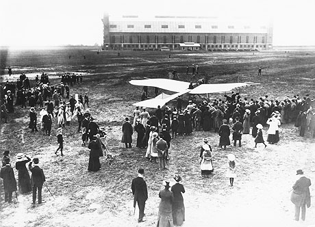 110 Jahre citynahes Flugdrehkreuz des Nordens