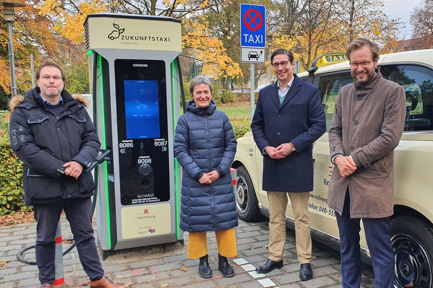 Erster reiner E-Taxi-Stand am Alsterdorfer Markt