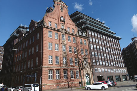 Albert Erbes Polizeiwache am Klingberg und Fritz H&ouml;gers Chilehaus,  Foto: (c) stahlpress Medienb&uuml;ro