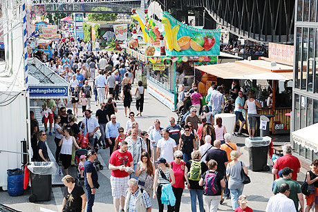Jubiläum beim weltgrößten Hafenfest